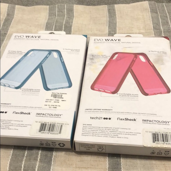 iPhone X/XS Tech 21 cases - Picture 2 of 4